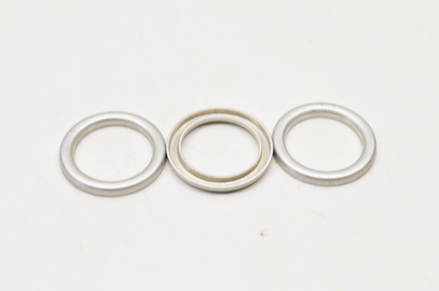 OEM Briggs & Stratton 690766 Spring Cap Qty 3 NOS