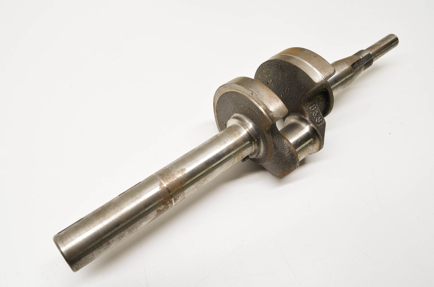 New OEM Briggs & Stratton Crankshaft NOS