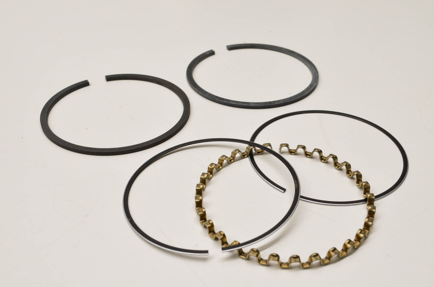 New OEM Briggs & Stratton Piston Ring Kit NOS