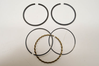 New OEM Briggs & Stratton Piston Ring Kit NOS