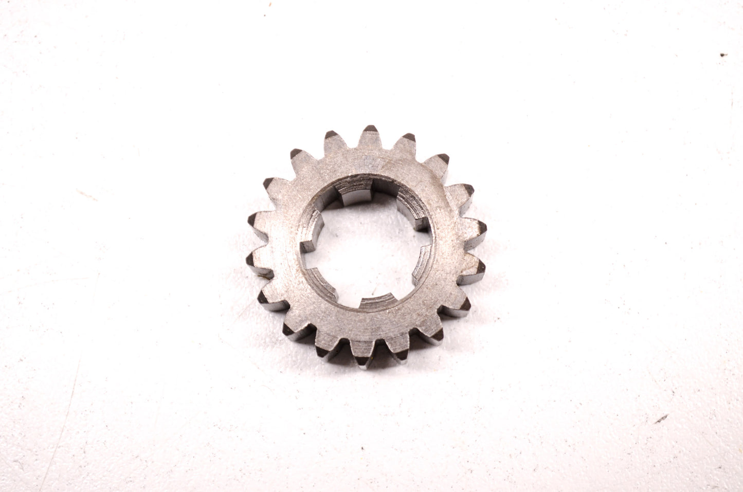 OEM Kawasaki 13129-1244 Input 2nd Gear 18T NOS