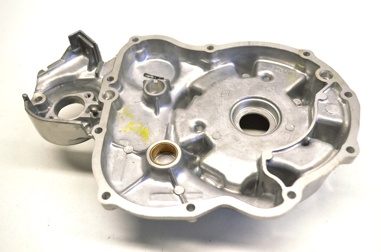 OEM Yamaha 2G2-15410-00-00 Left Crankcase Cover Assembly NOS