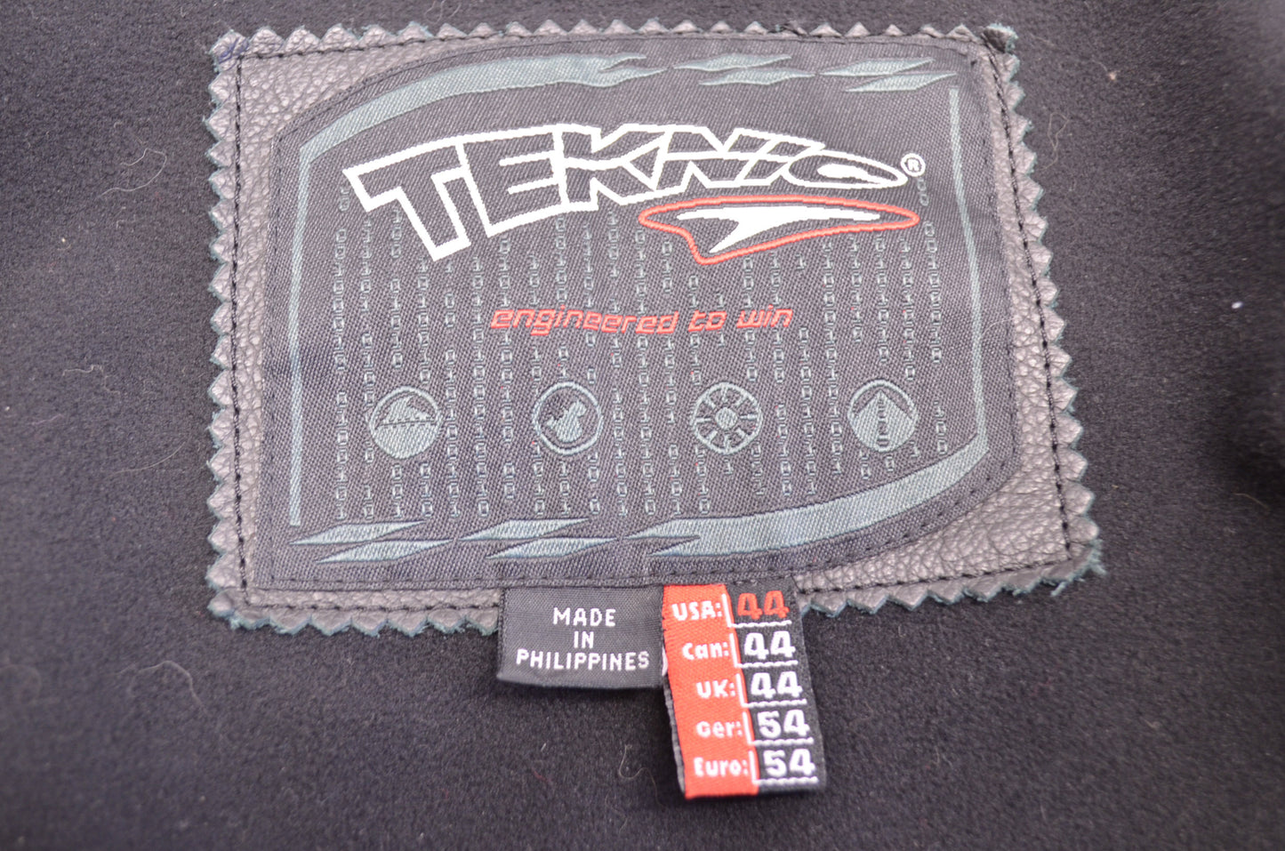 New Teknic Techpore Black Waterproof Jacket Liner Large Size 44 NOS