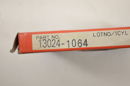 OEM Kawasaki 13024-1064 Piston Ring Kit NOS