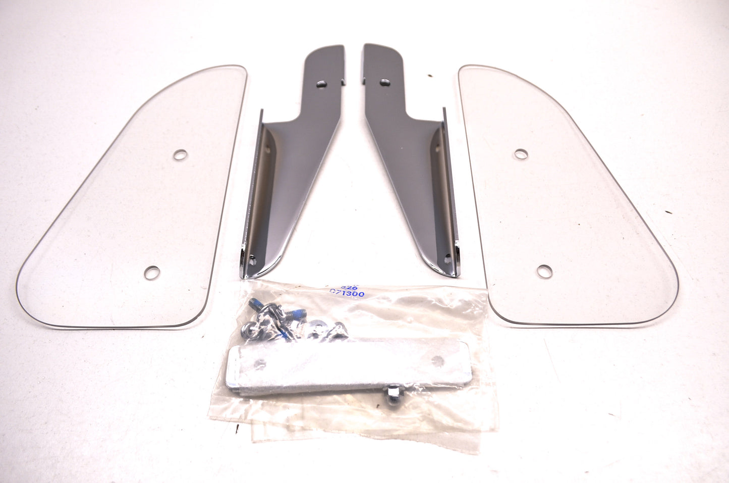VN1500N Windshield Lowers Kit NOS
