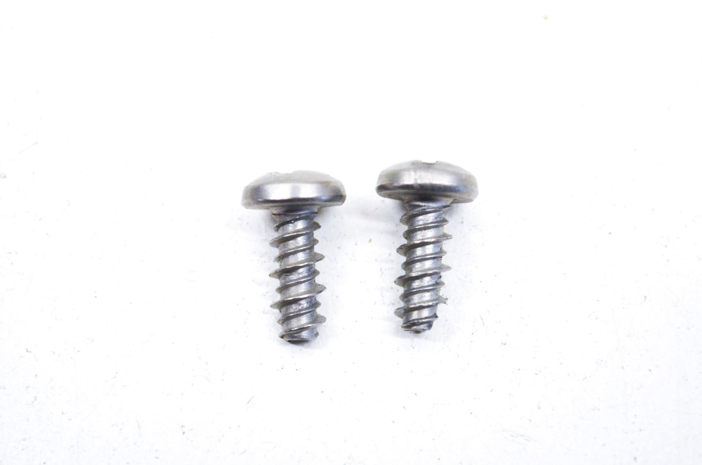 OEM Kawasaki 92008-010 Seat Cover Fitting Screw Qty 2 NOS