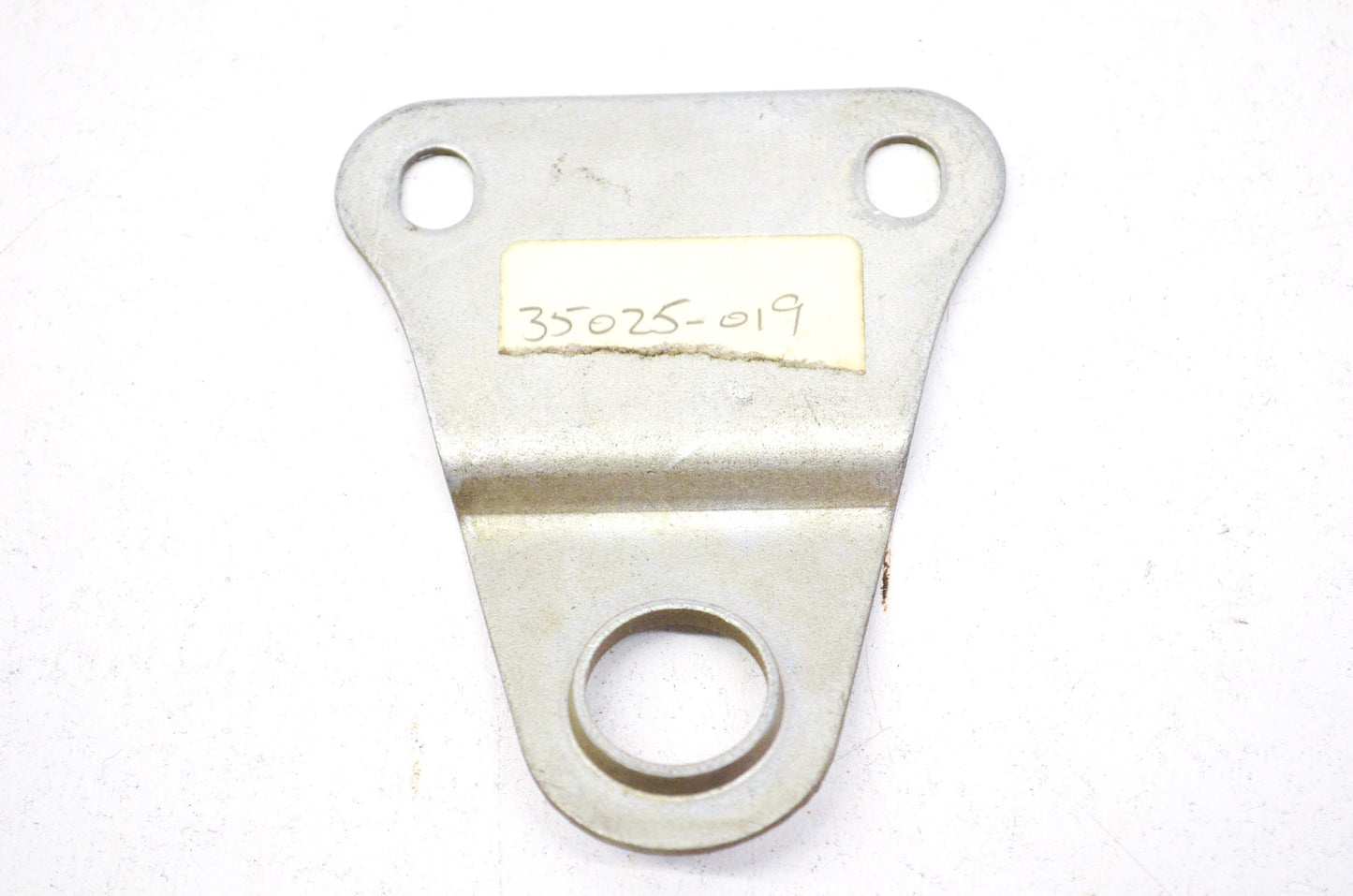OEM Kawasaki 35025-019 Rear Fender Bracket NOS