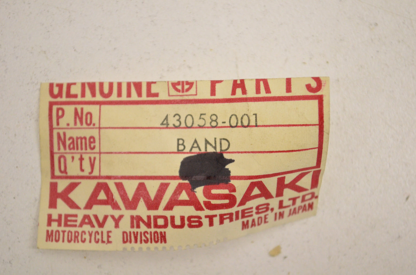 OEM Kawasaki 43058-001 Dust Seal Band NOS