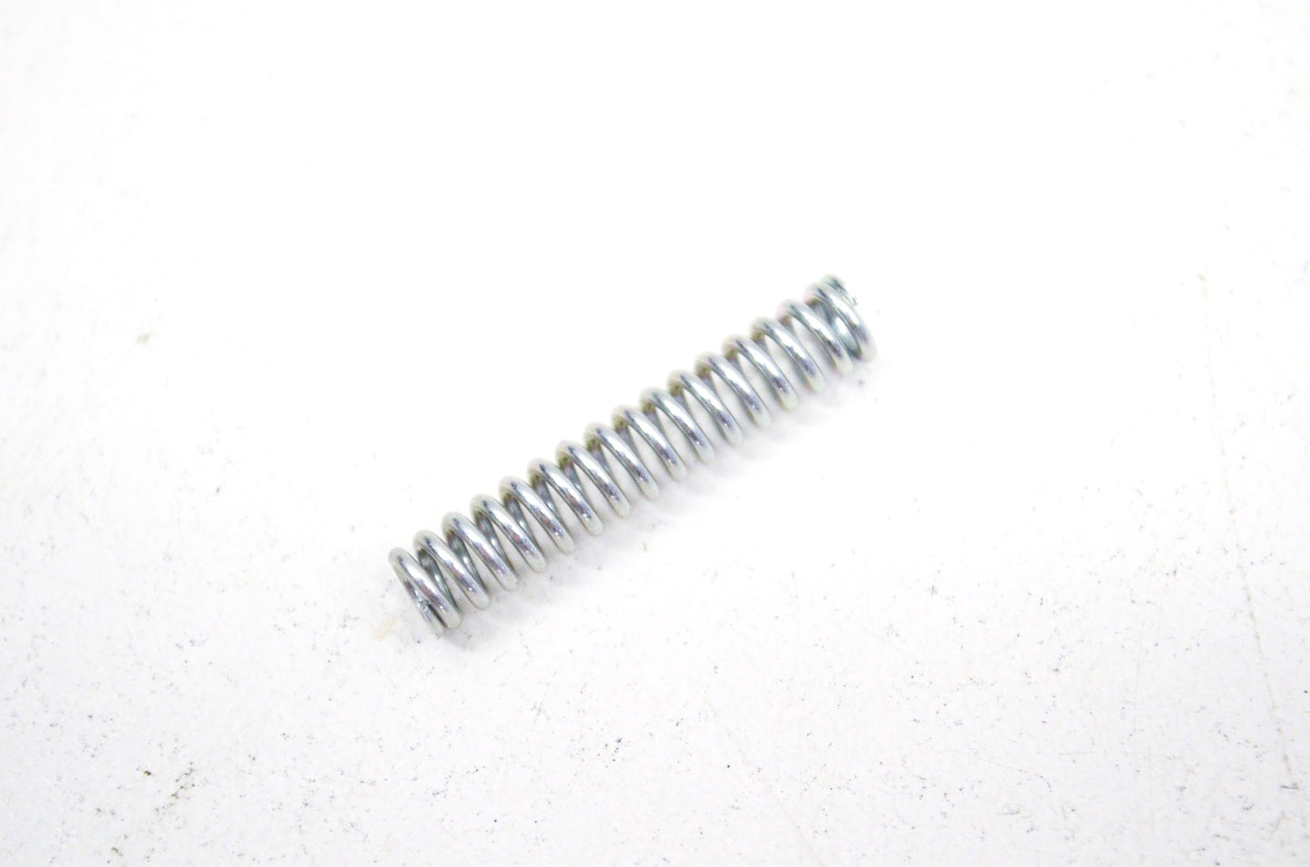 New OEM Yamaha 90501-10312-00 Compression Spring NOS