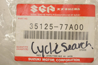 OEM Suzuki 35125-77A00 Socket Cover NOS