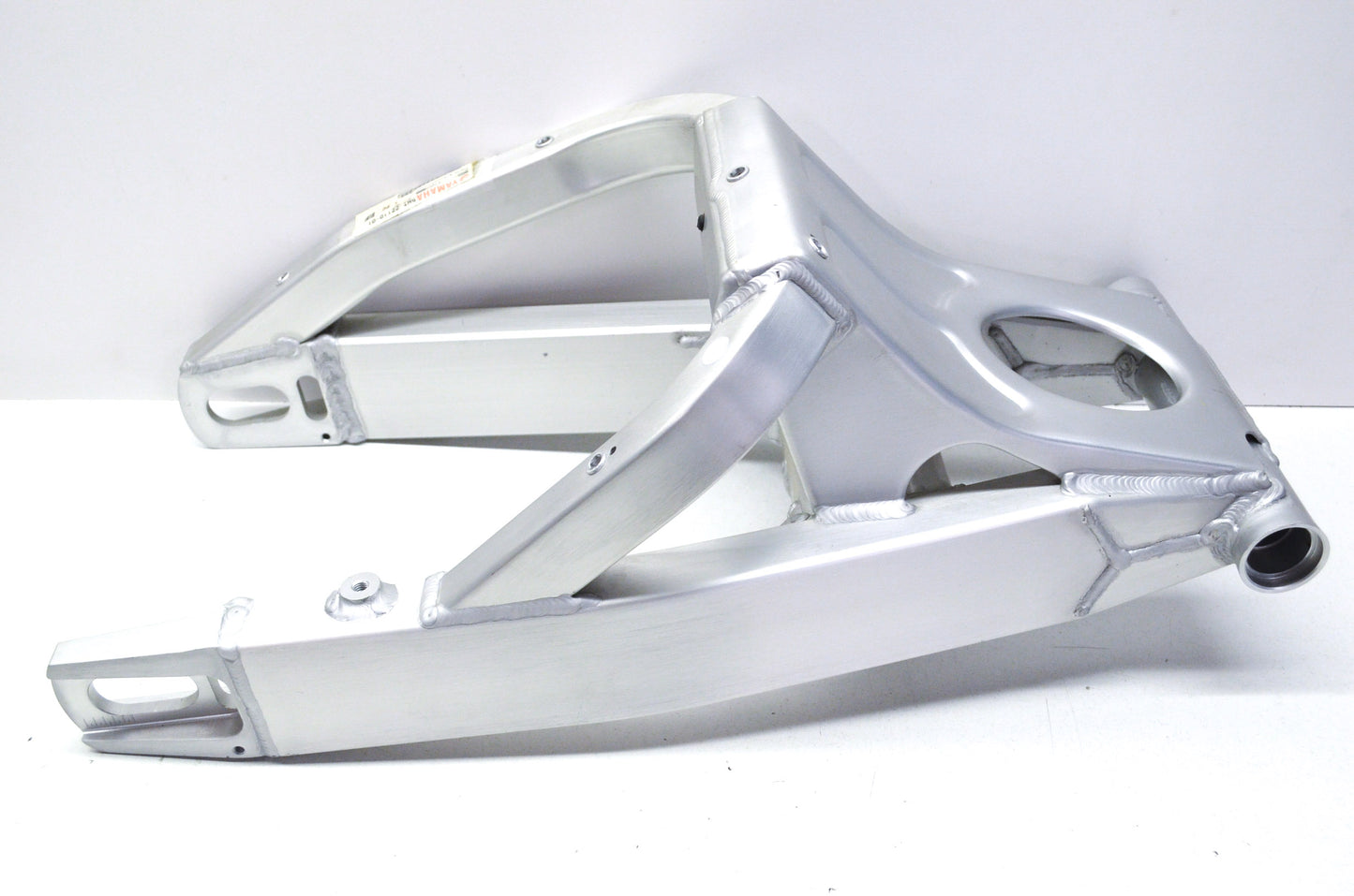 OEM Yamaha 5MT-22110-01-00 Complete Rear Arm NOS