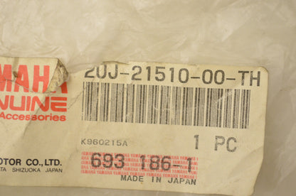 New OEM Yamaha 2UJ-21510-00-TH Front Fender NOS