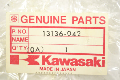 OEM Kawasaki 13136-042 Drive Shaft Top Gear NOS