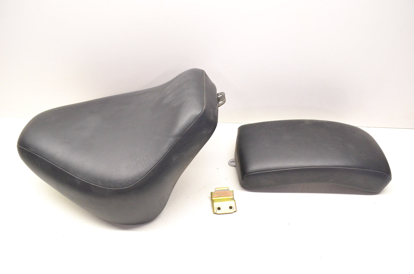 OEM Yamaha V-Star 650 Factory Seat Assembly