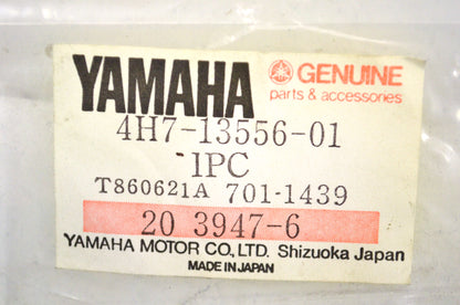 New OEM Yamaha Manifold Gasket NOS