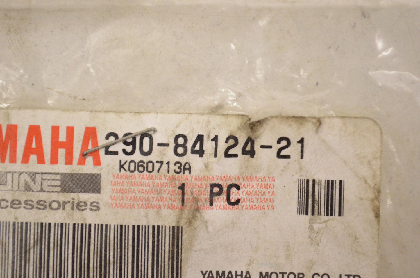 New OEM Yamaha 290-84124-21-00 Spring Reflector Set NOS