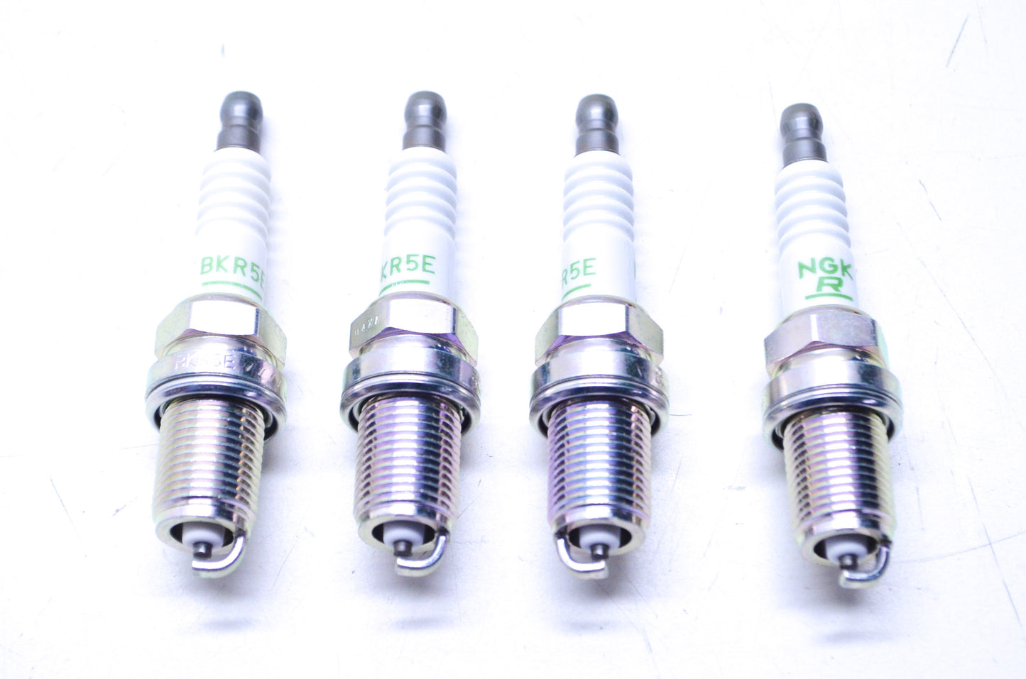 New NGK BKR5E Spark Plug QTY 4 NOS