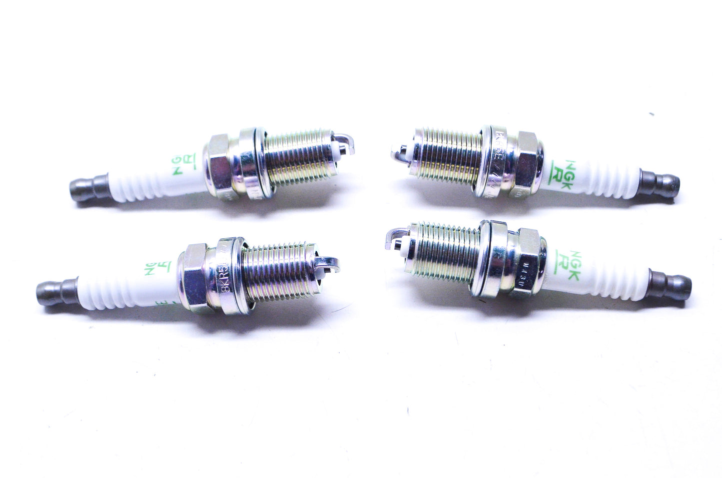 New NGK BKR5E Spark Plug QTY 4 NOS