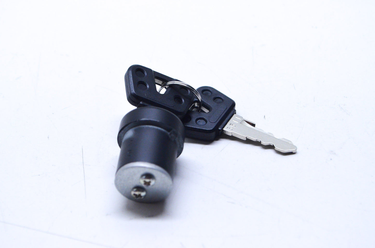 New OEM Yamaha Standard Lock Assembly NOS