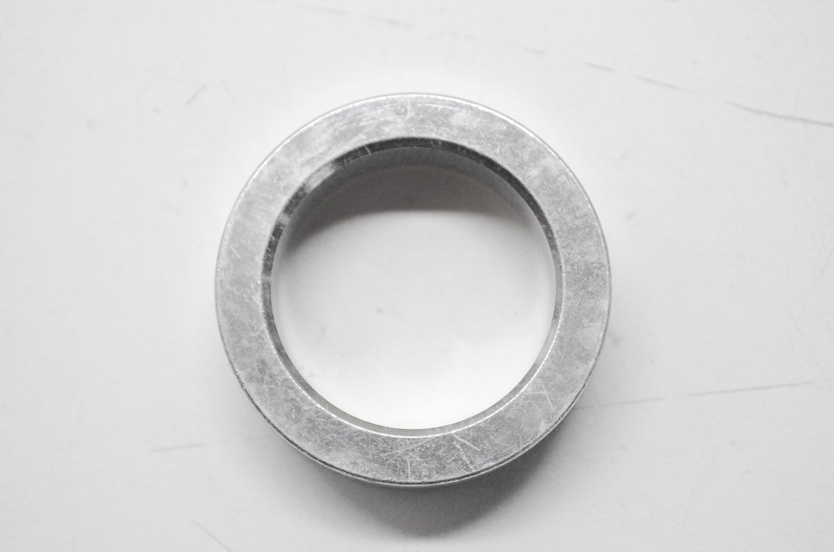 OEM Yamaha 43D-F5683-00-00 Spacer NOS