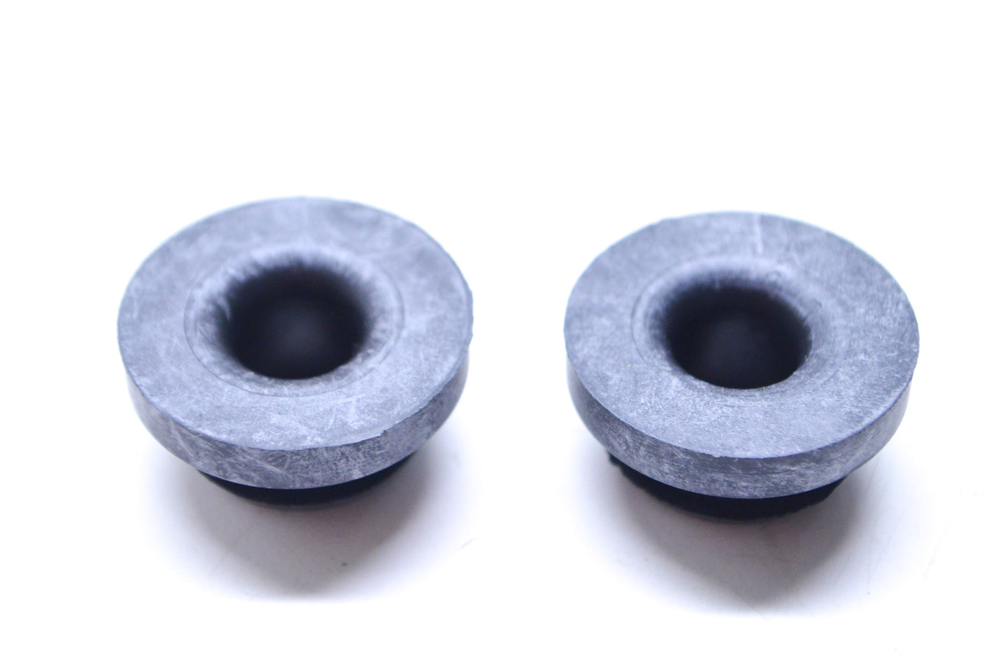 OEM Yamaha 90480-18171-00 Grommet Qty 2 NOS