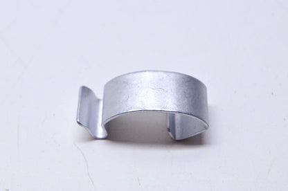 New OEM Yamaha Cap Fitting Clip NOS