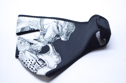 Zan Headgear 26-4550 Black & White Skull Face Mask NOS