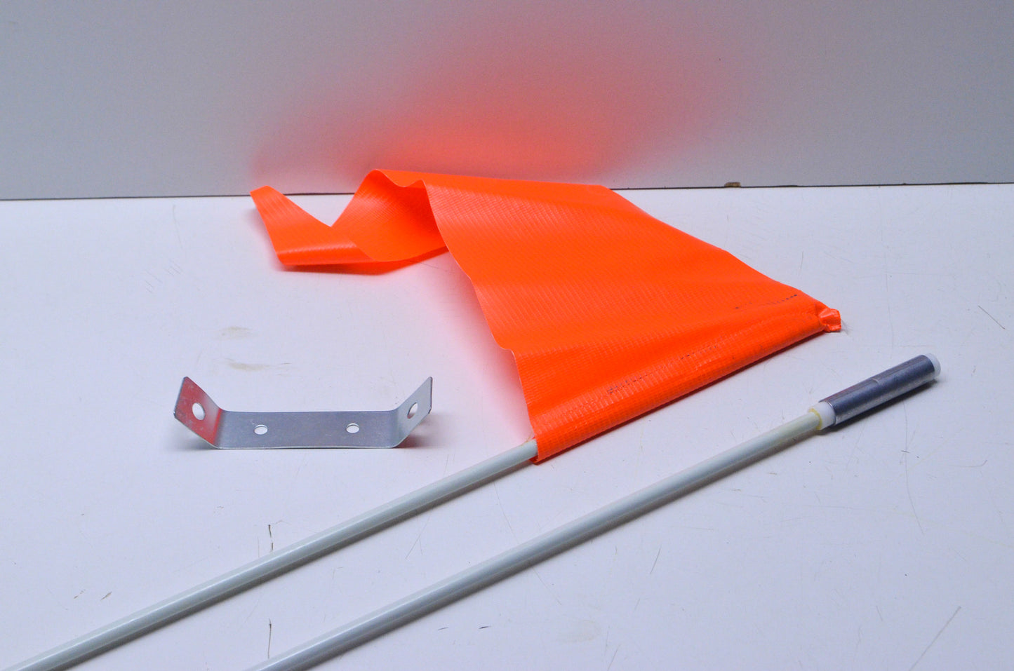Safety Vehicle 36-2090 5/16x8' Side Mount Flag NOS