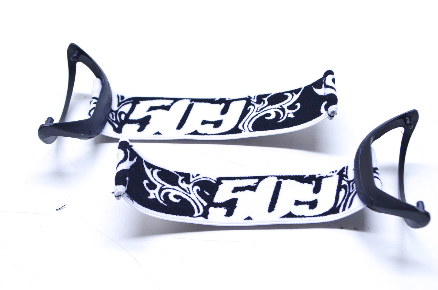 '509' Short Straps NOS