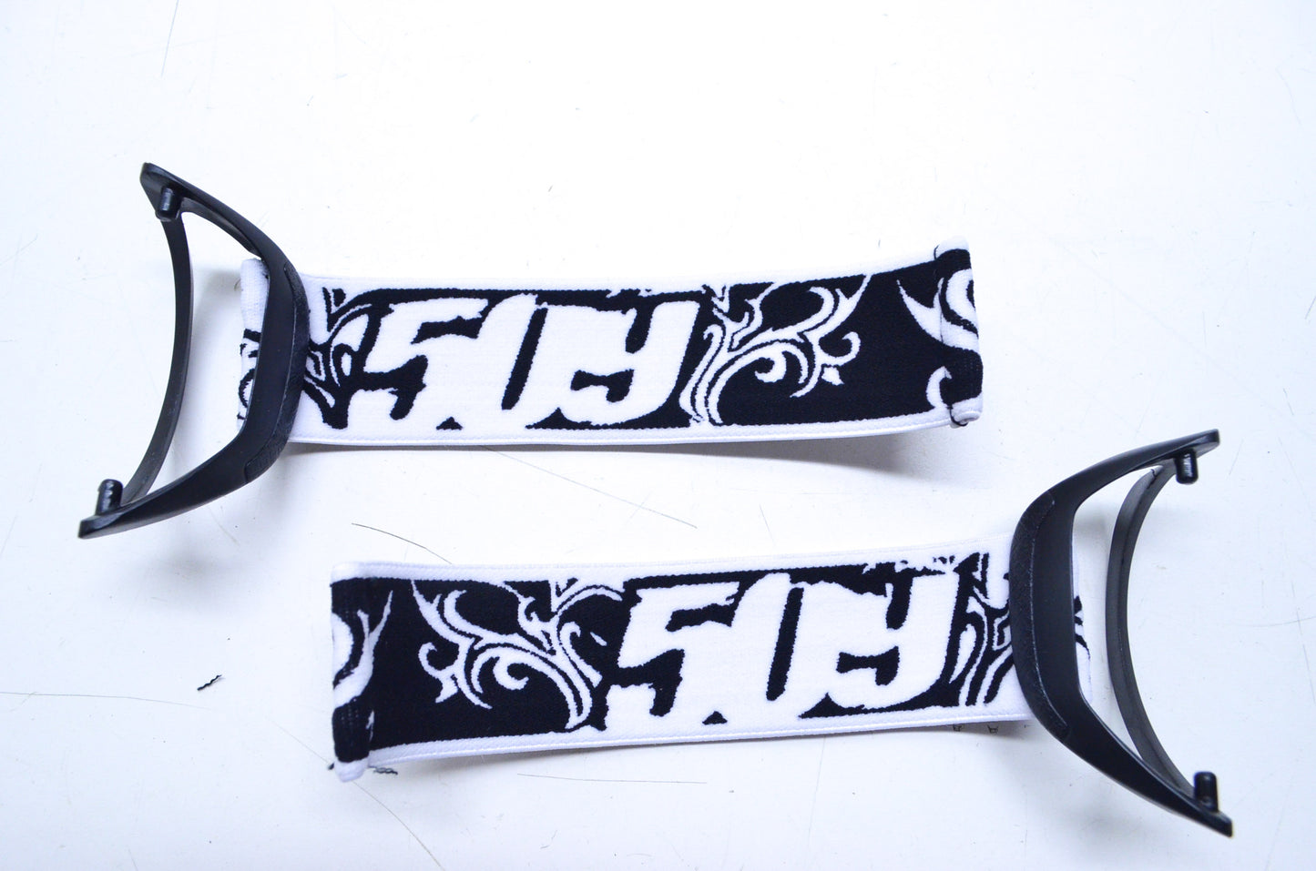 '509' Short Straps NOS