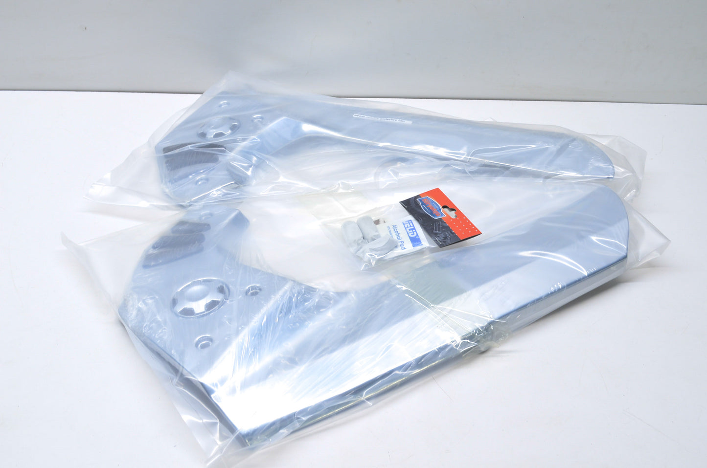 Kuryakyn 3911 Boomerang Frame Covers Kit