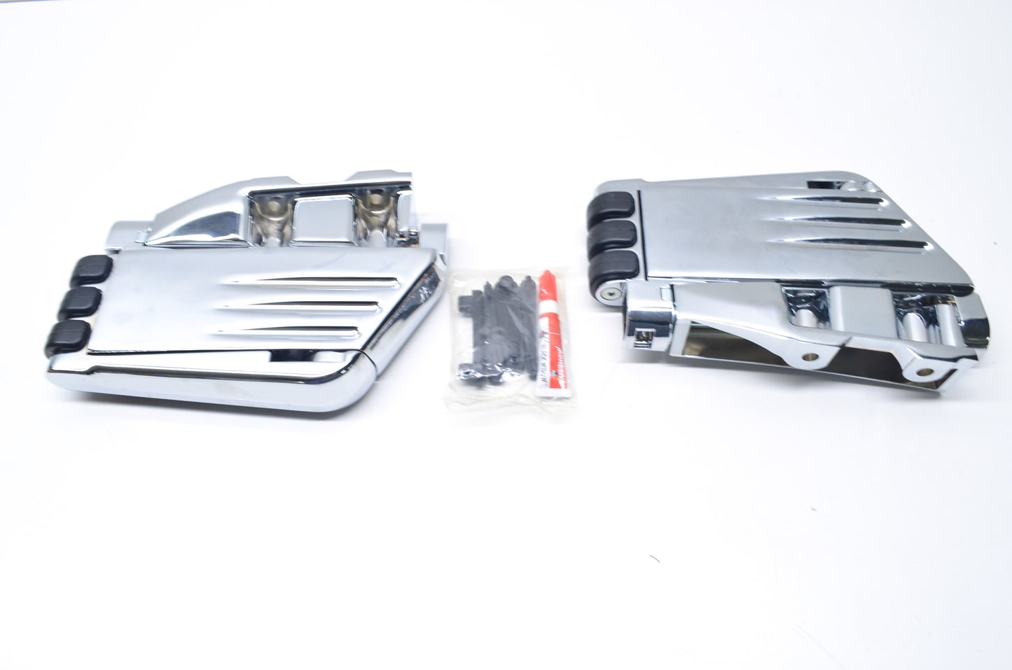 New Kuryakyn Transformer Floorboards Kit NOS
