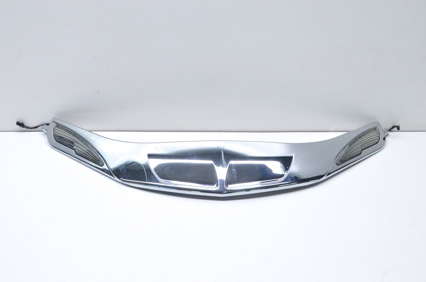 Kuryakyn 1367 Windshield Chrome Trim Kit NOS