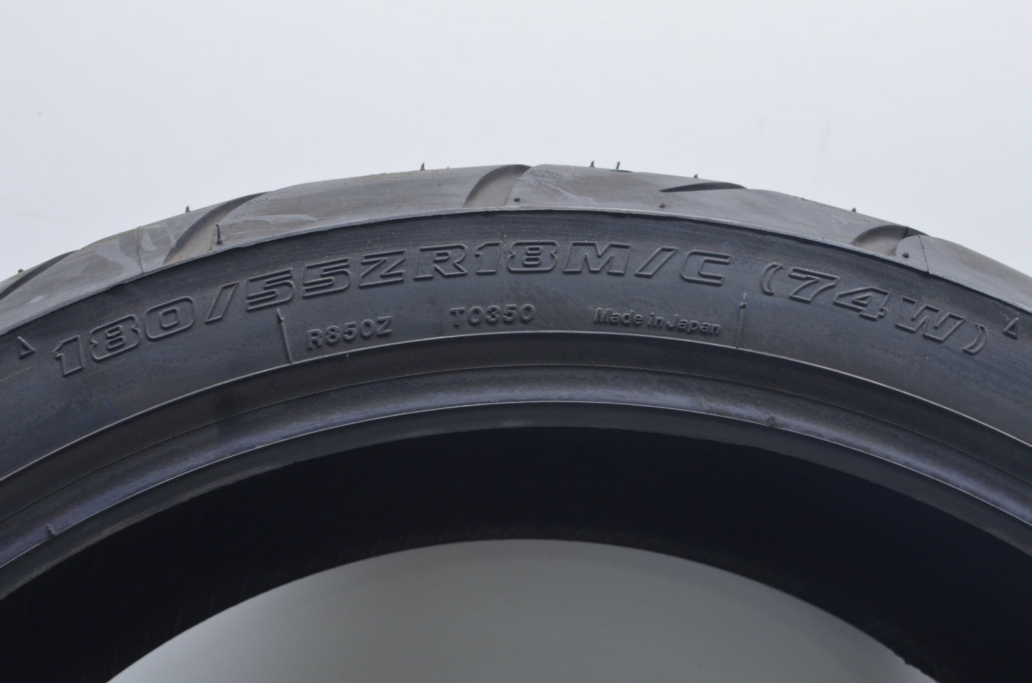 New Bridgestone Exedra Rear Tire 180/55ZR18M/C NOS