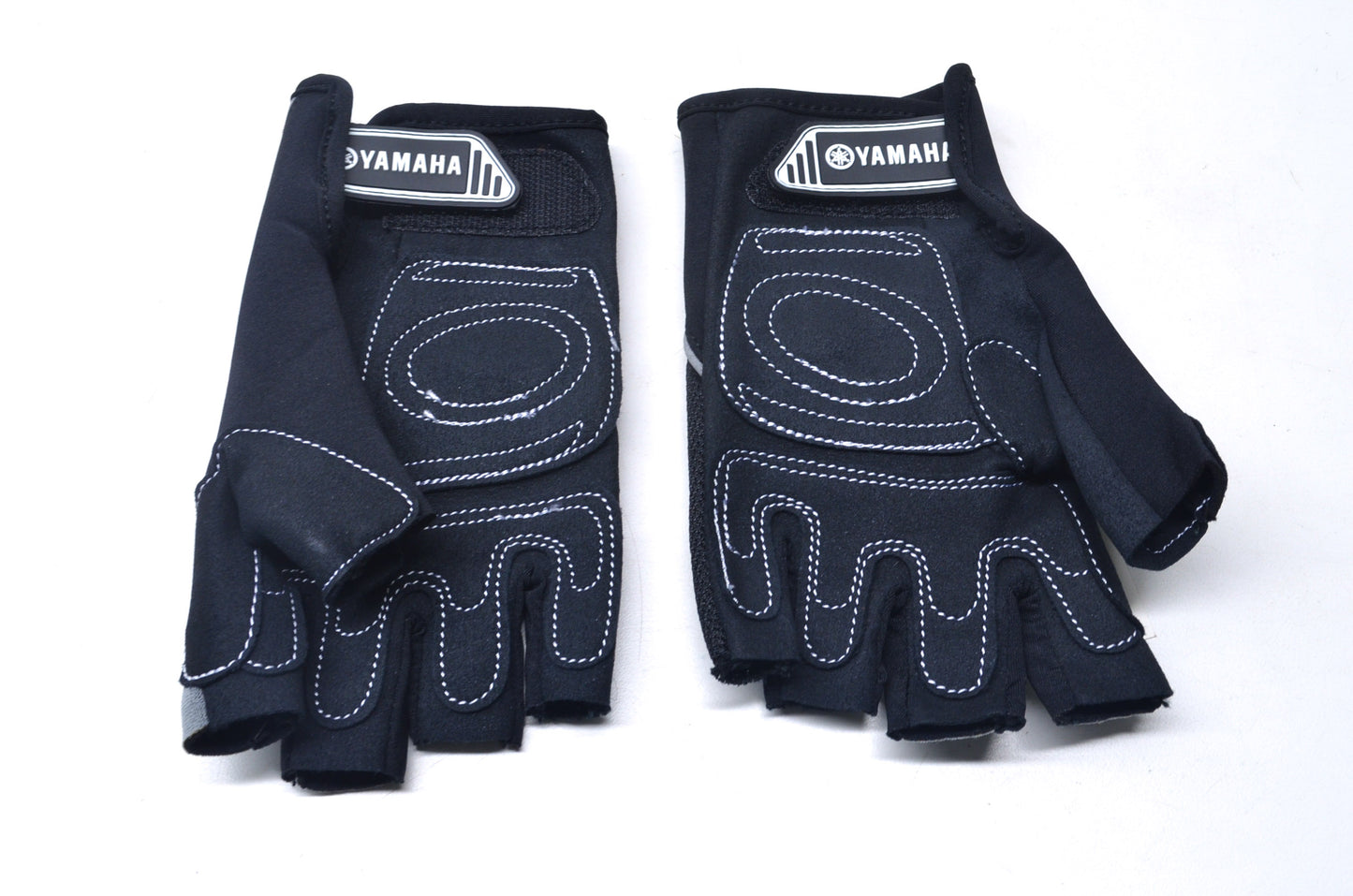 New OEM Yamaha Medium Grey 3/4 Finger Gloves NOS