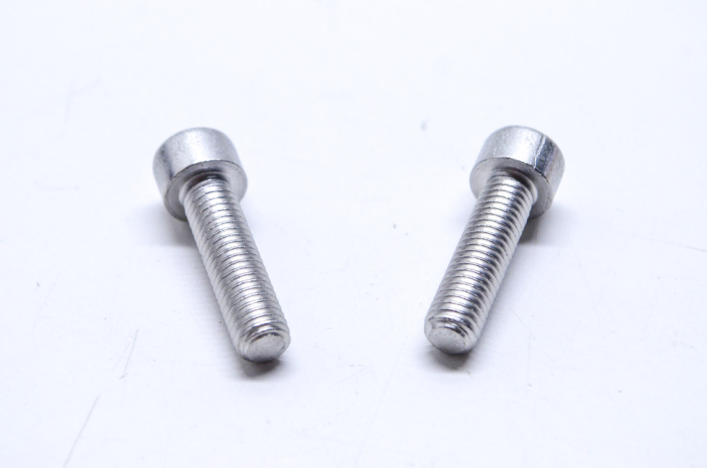 OEM Arctic Cat 0624-157 HSH 8MM 1.25x30MM Stainless Steel Cap Screw Qty 2 NOS