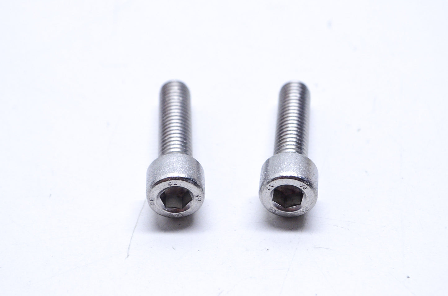 OEM Arctic Cat 0624-157 HSH 8MM 1.25x30MM Stainless Steel Cap Screw Qty 2 NOS