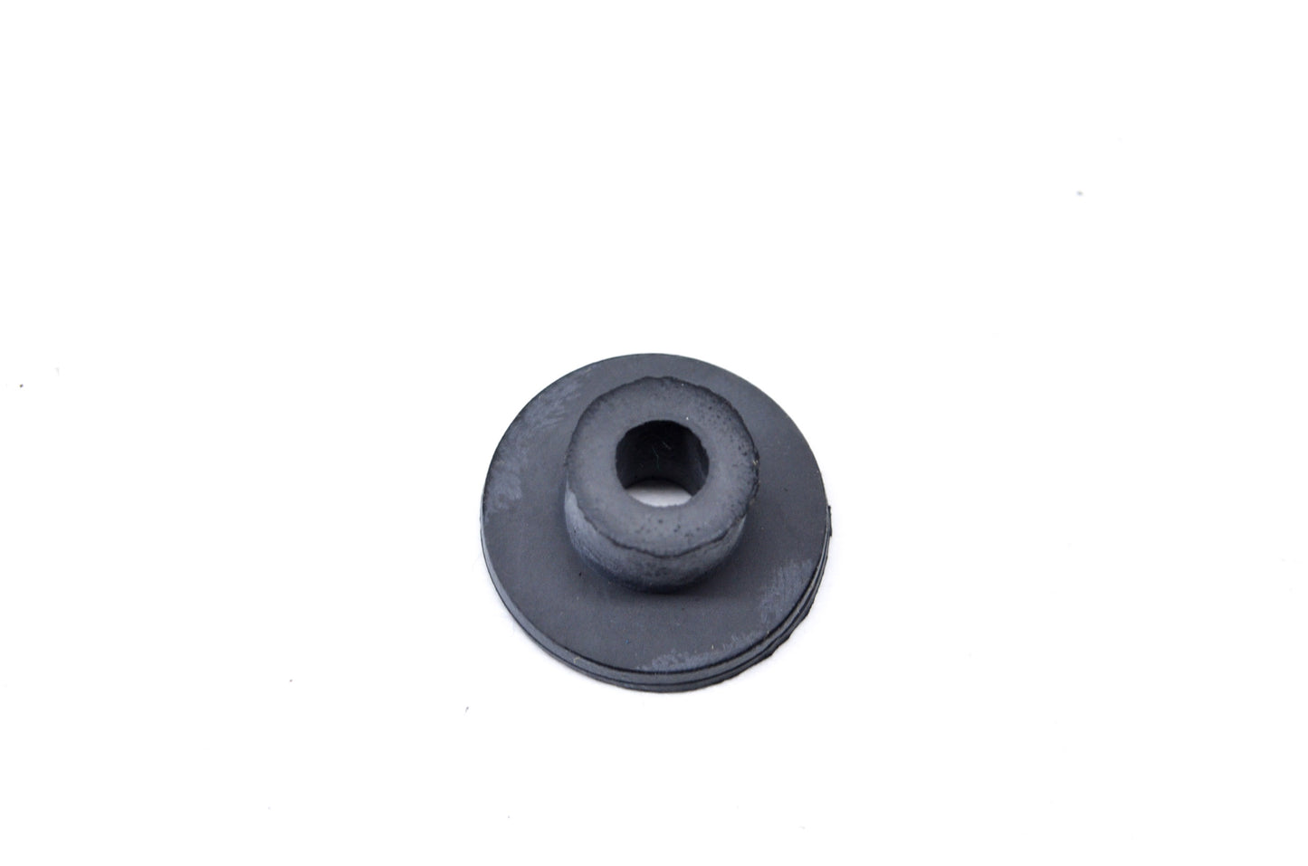 OEM Yamaha 90480-10408-00 Grommet NOS