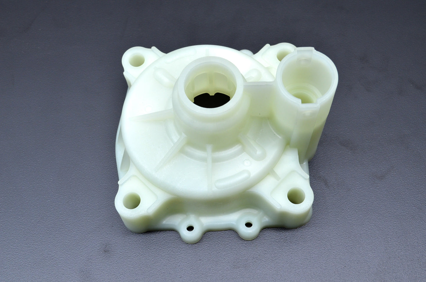 OEM Yamaha 61A-44311-01-00 Water Pump Housing NOS