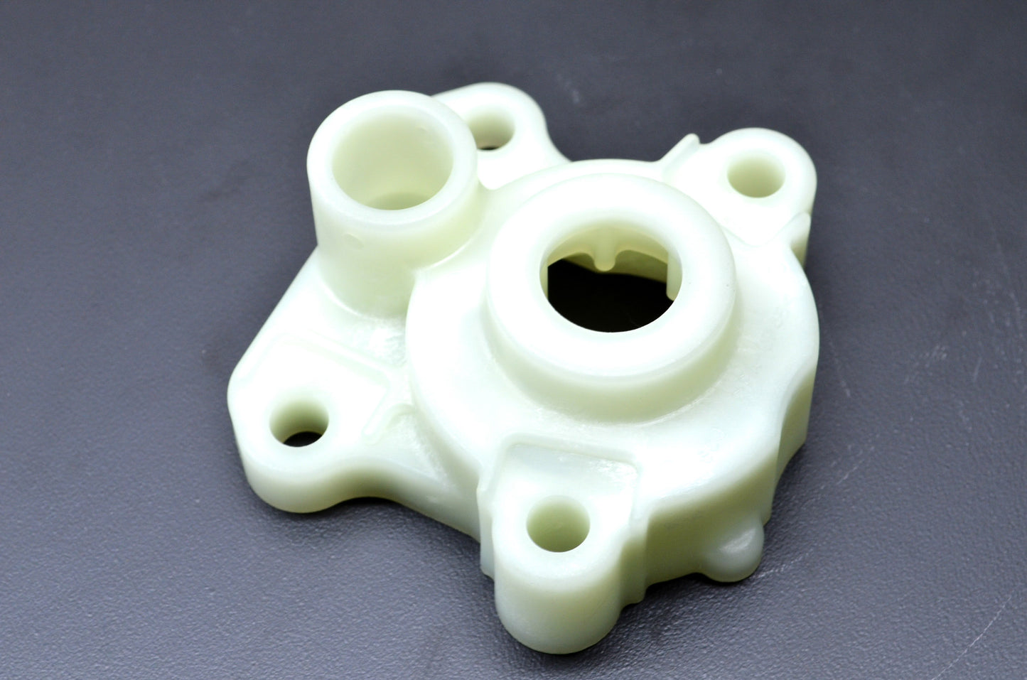 OEM Yamaha 6CJ-44311-00-00 Water Pump Housing NOS