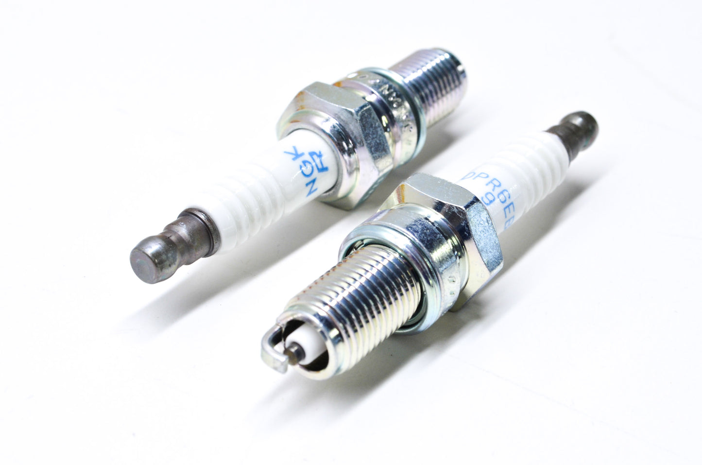 New NGK Spark Plug QTY 2 DPR6EB-9 NOS