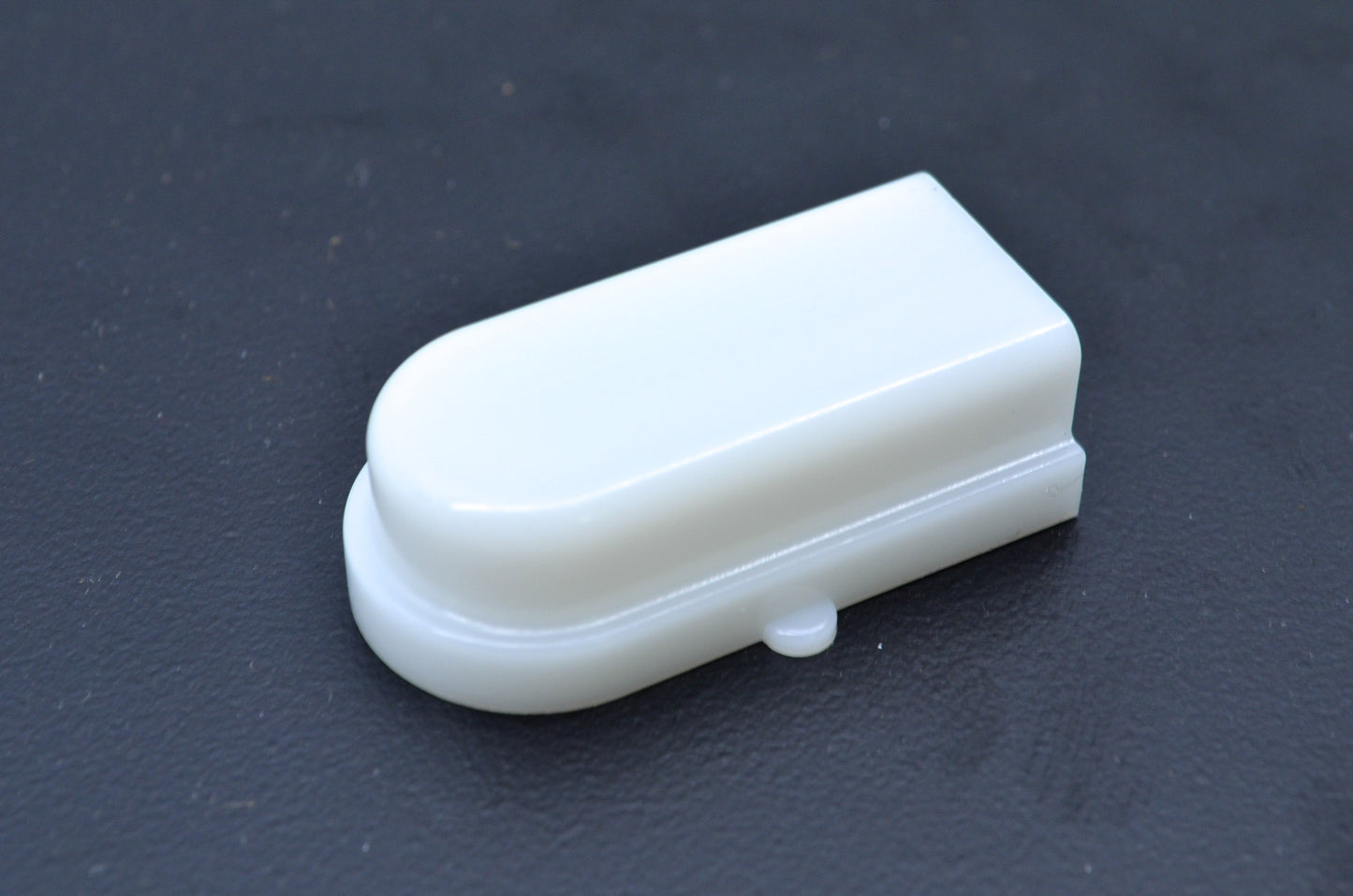 New OEM Yamaha Pump Cover 68V-13784-00-00 NOS