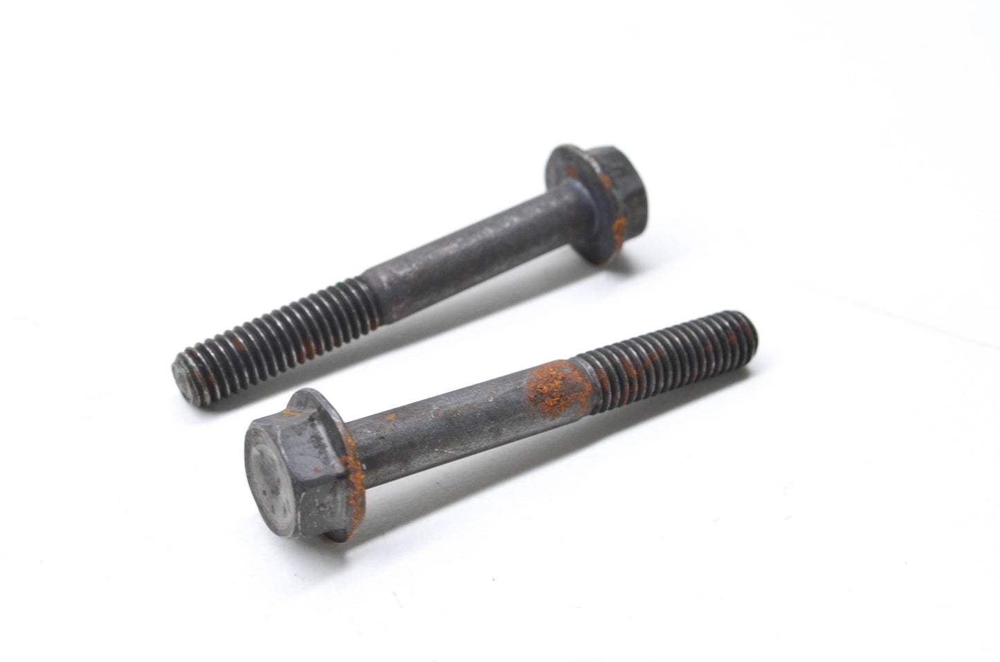 OEM Yamaha 90105-06305-00 Washer Based Bolt Qty 2 NOS