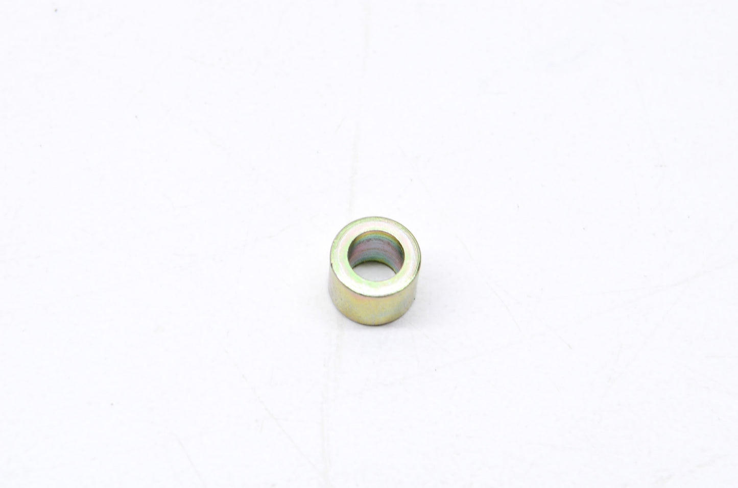 OEM Yamaha 3ES-84328-00-00 Spacer NOS