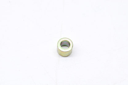 OEM Yamaha 3ES-84328-00-00 Spacer NOS