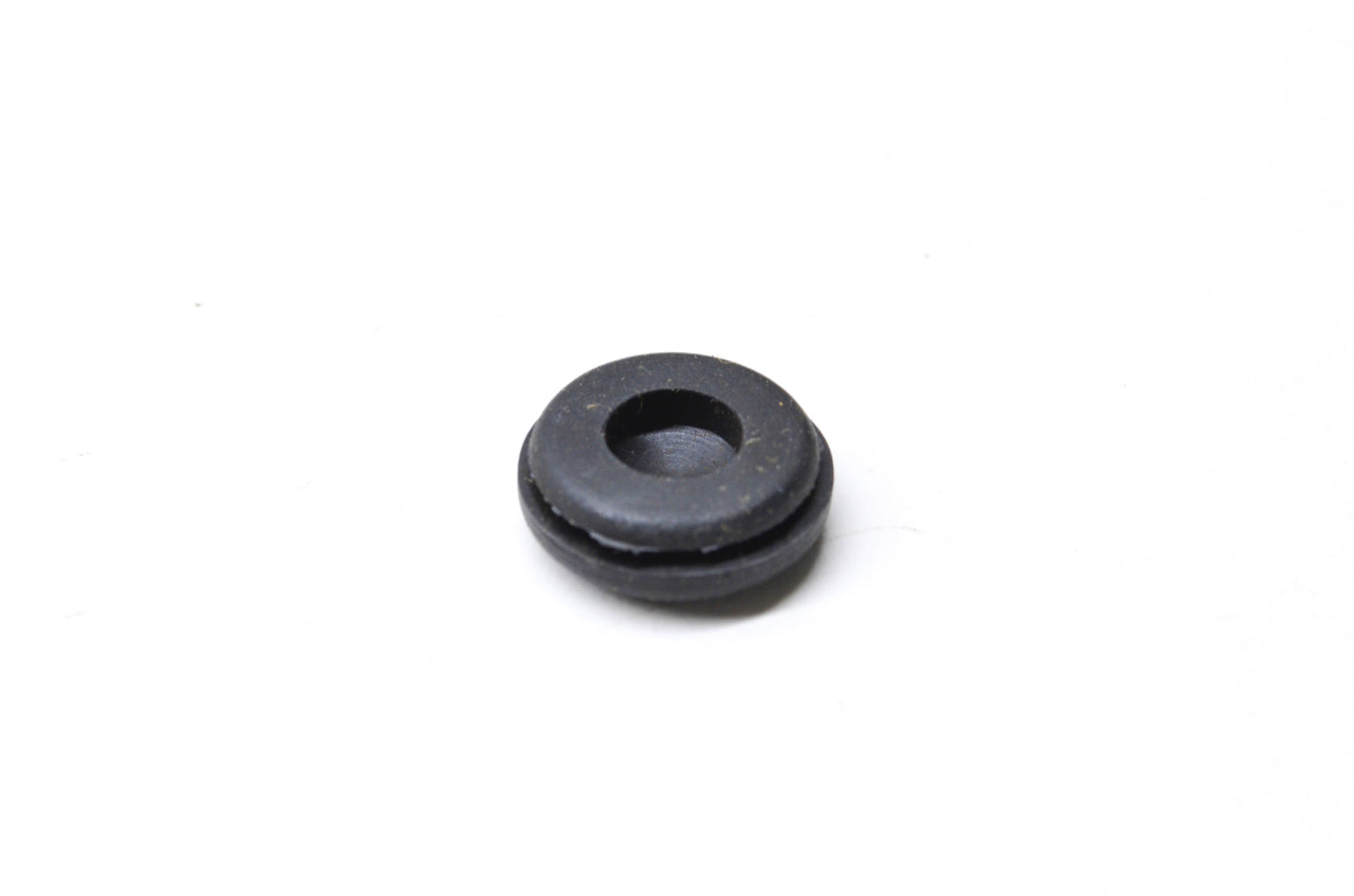 OEM Yamaha 214-84154-60-00 Grommet NOS