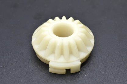 OEM Yamaha 4V4-2628E-00-00 Bevel Gear NOS