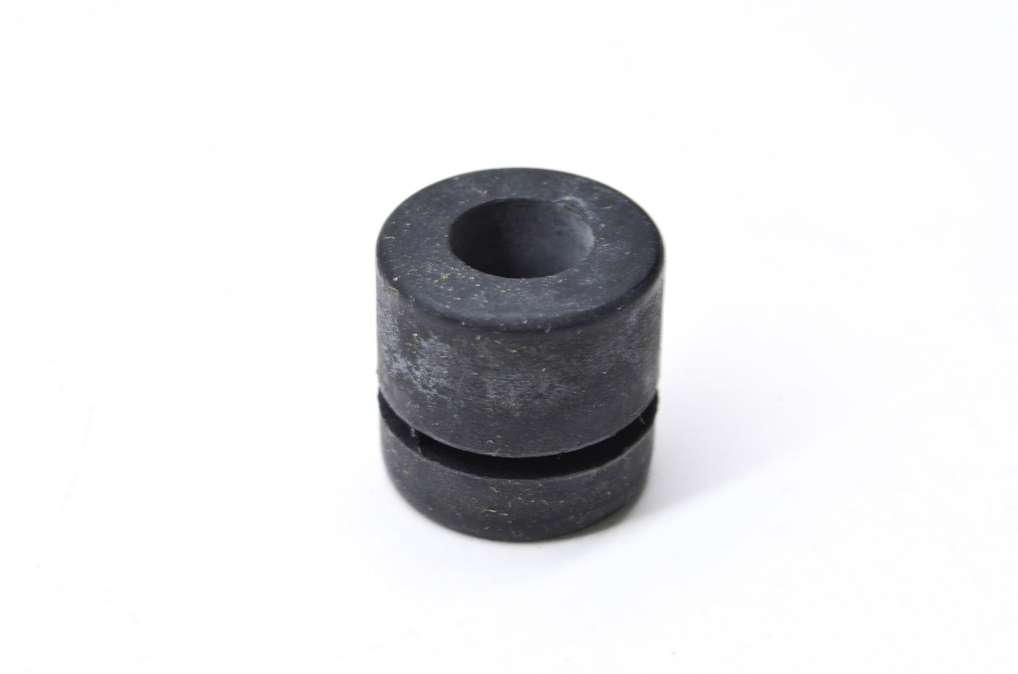 OEM Yamaha 90480-14104-00 Grommet NOS