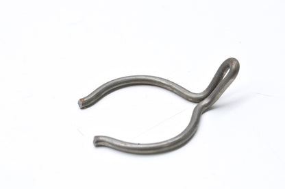 OEM Yamaha 90468-26177-00 Clip NOS