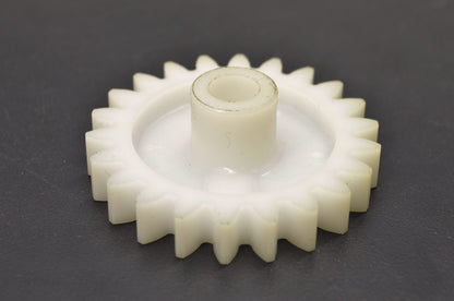 New OEM Yamaha Impeller Shaft Gear NOS